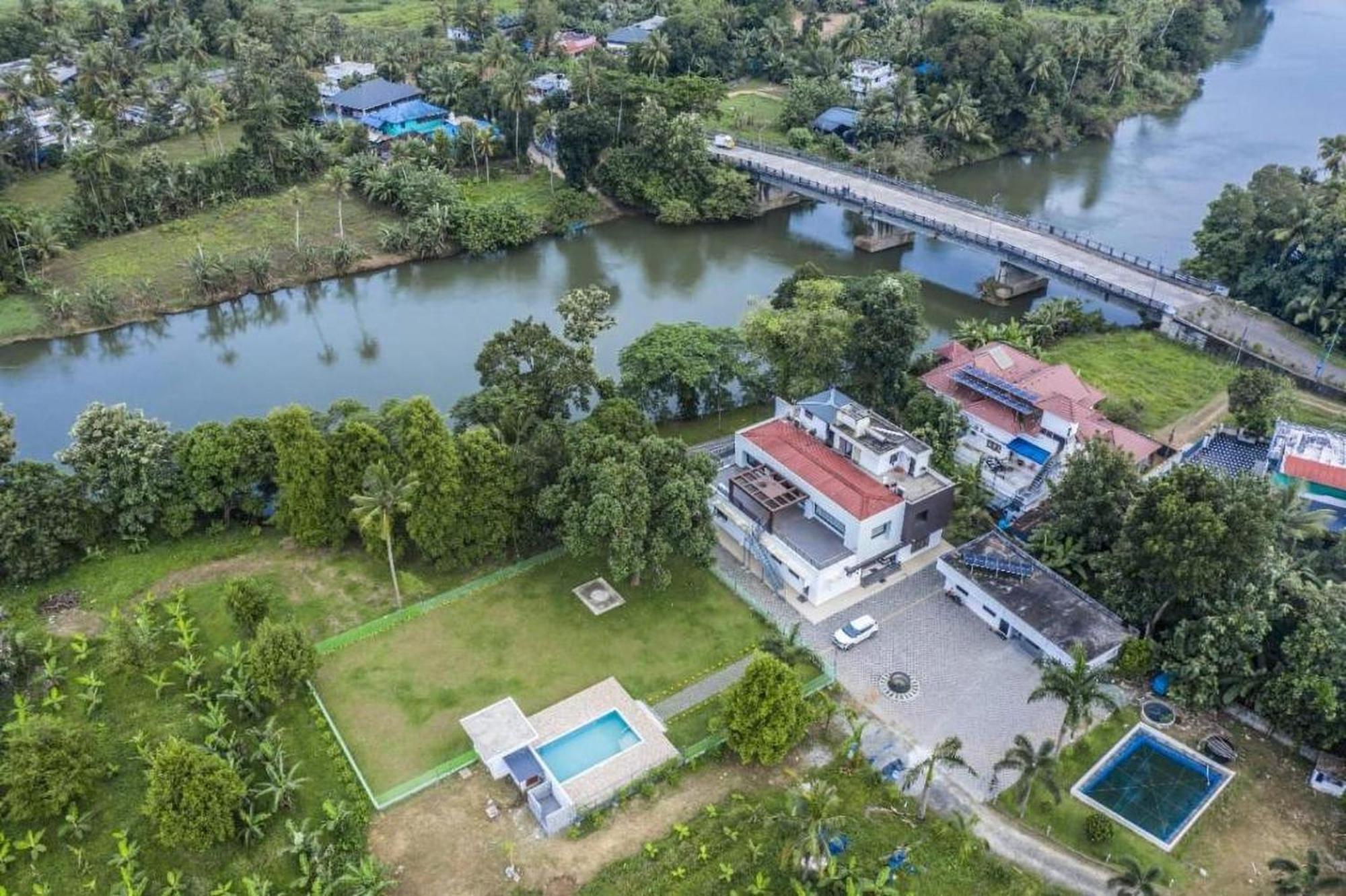 Nadhiyoram River Retreat Kochi Εξωτερικό φωτογραφία